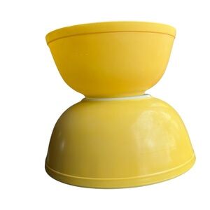 Vintage PYREX Mixing Bowls Yellow Set 403 404 Set of 2